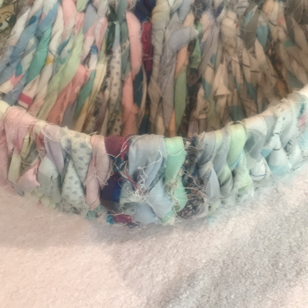 Basket Rag With Divider - Picture 5 of 9